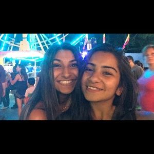 Meet your Posher, Aniqa